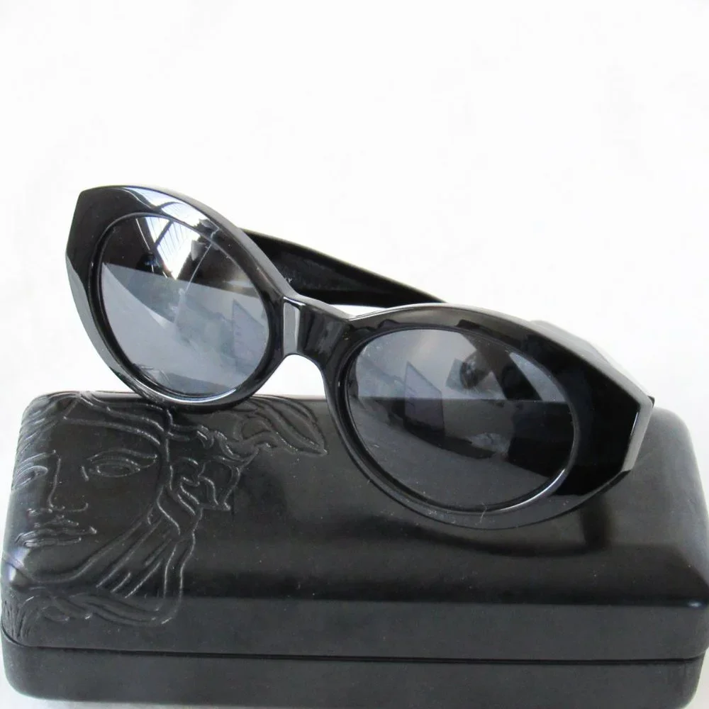 VERY RARE! AUTHENTIC VTG 1990’S GIANNI VERSACE BLACK DESIGNER SUNGLASSES CZ - Picture 12 of 15